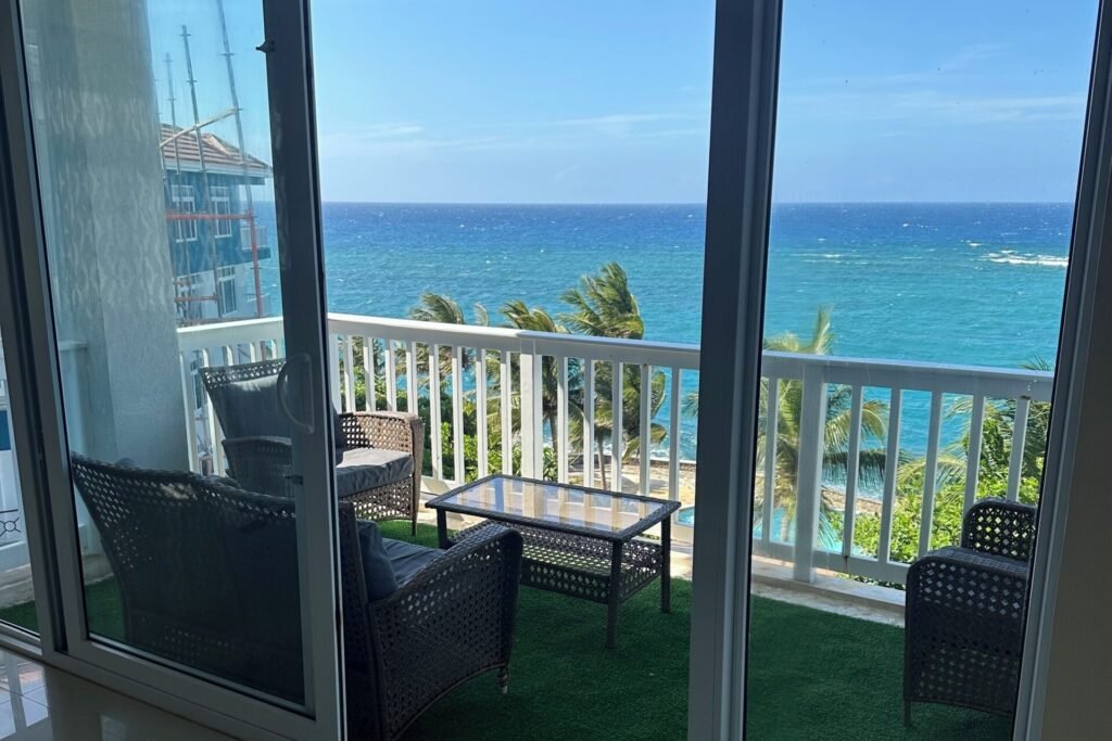 Luxury Penthouse Ocean view Tower Isle